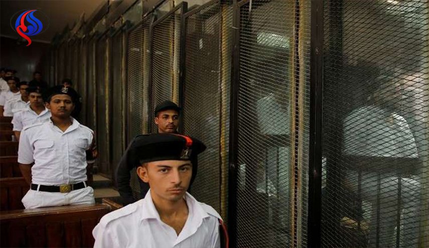 مصر: الإعدام لـ 10 متهمين من 