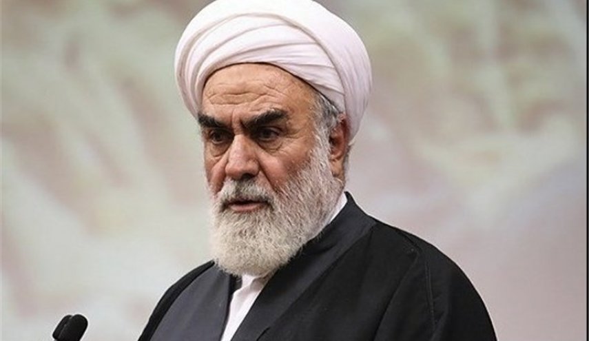 روایت حجت‌الاسلام گلپایگانی از دیدارهای مقام معظم رهبری با خانواده‌های شهدا
