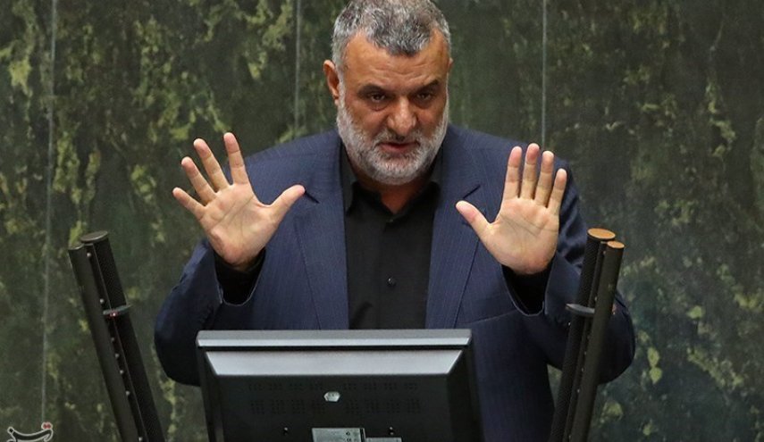 حجتی در وزارت جهاد باقی ماند/نوروزی: وزارت جهاد کشاورزی لابی‌گری‌ می‌کند و رشوه می‌دهد/حجتی: تلاش کردیم ظرفیت‌های داخلی را شناسایی کنیم