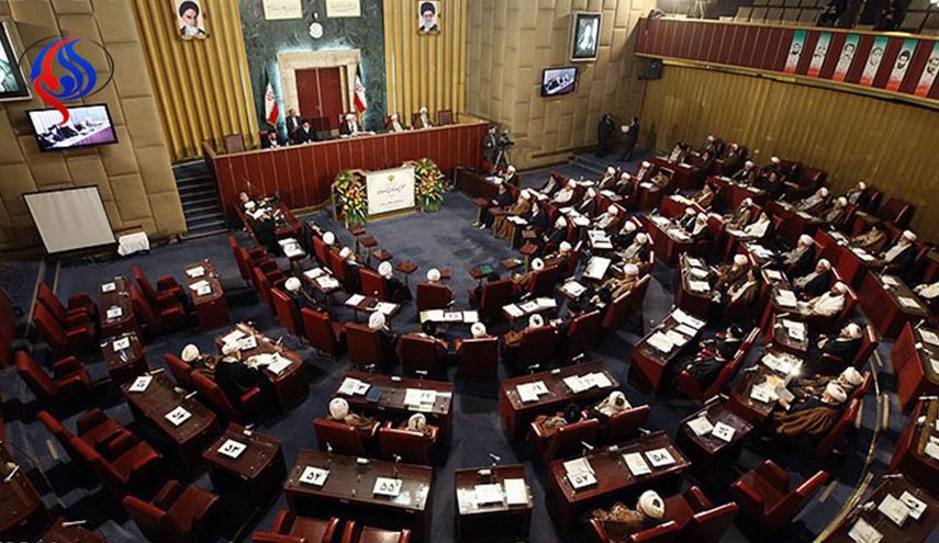 مجلس خبراء القيادة في ايران يؤكد ضرورة رفع القدرات العسكرية والصاروخية