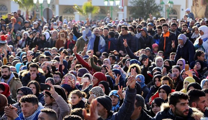 الحكومة المغربية: الاحتجاج مكفول ولكن في إطار القانون،