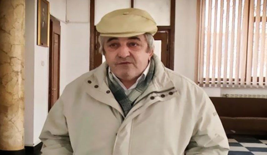شبح على قيد الحياة!!