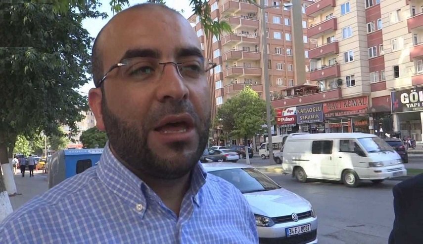 معارض سوري يدعو 