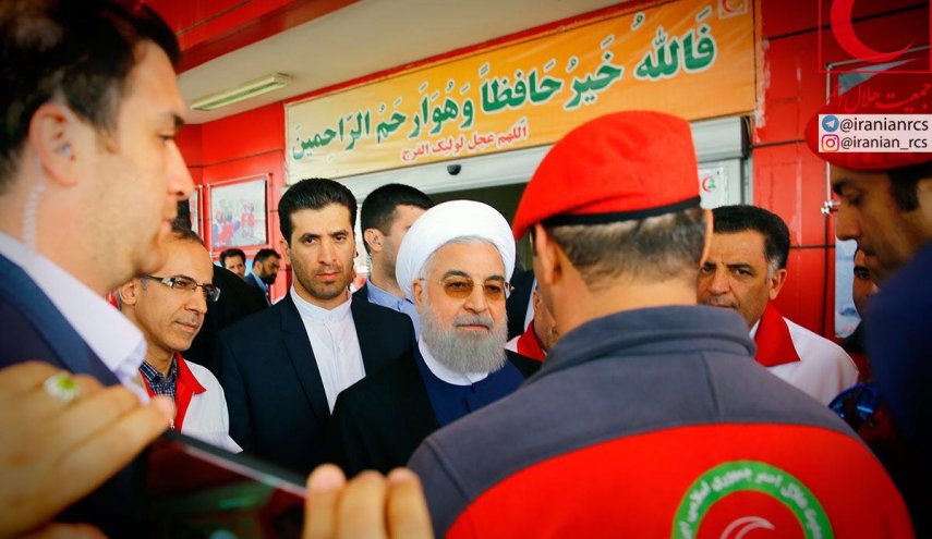 بازدید سرزده دکتر روحانی از ایستگاه سلامت اورژانس