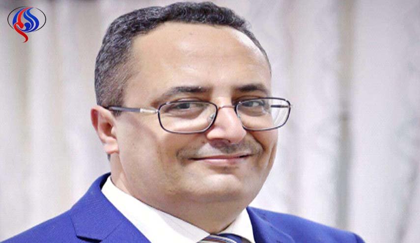 استقالة وزير يمني تحدث عن خضوع هادي للإقامة الجبرية