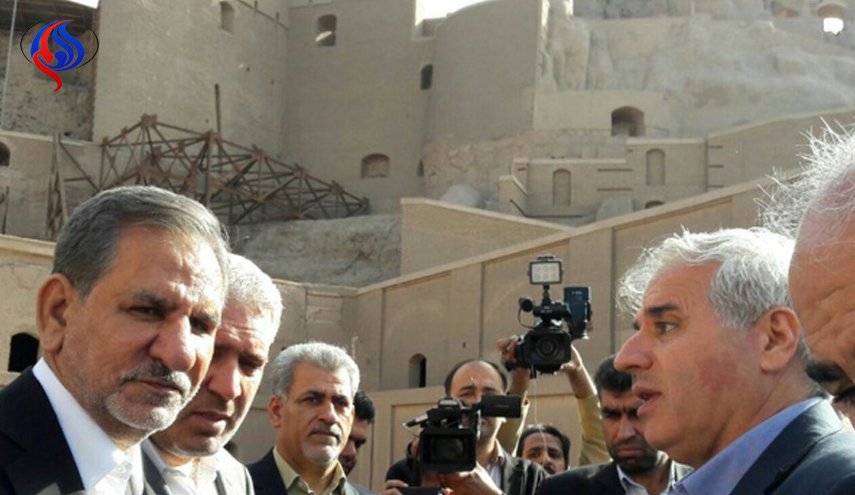 جهانگیری از کارخانه خودرو سازی بم بازدید کرد