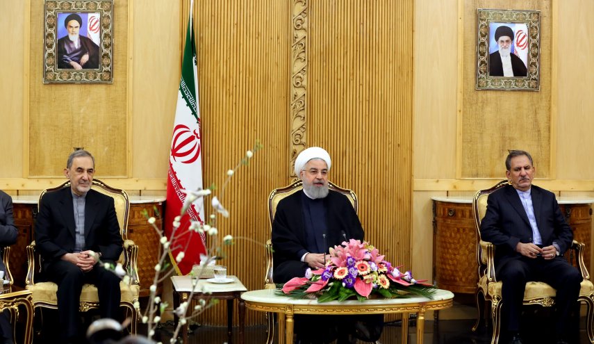 تقویت روابط با همسایگان از سیاست‌های اصولی دولت است/ سند همکاری ایران و جمهوری آذربایجان در دریای خزر در حوزه نفت و گاز امضاء می‌شود