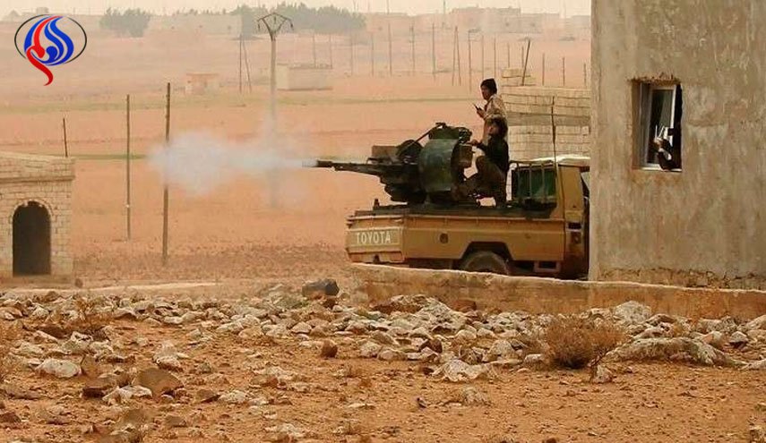 موسكو: الإرهابيون في سوريا والعراق حرموا من النفط لكنهم احتفظوا بالسلاح