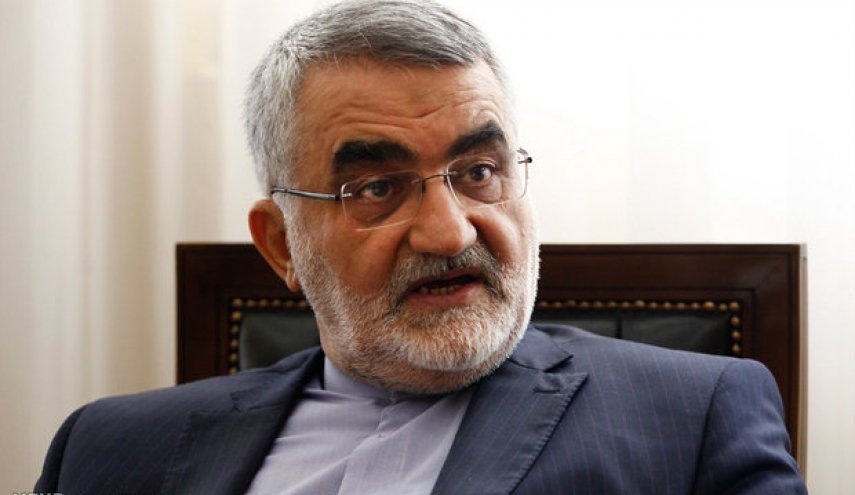 تلگرام بستر بخشی از تهدیدهای امنیتی و در چند کشور فیلتر است/ از فیلتر کردن تلگرام دفاع می کنم