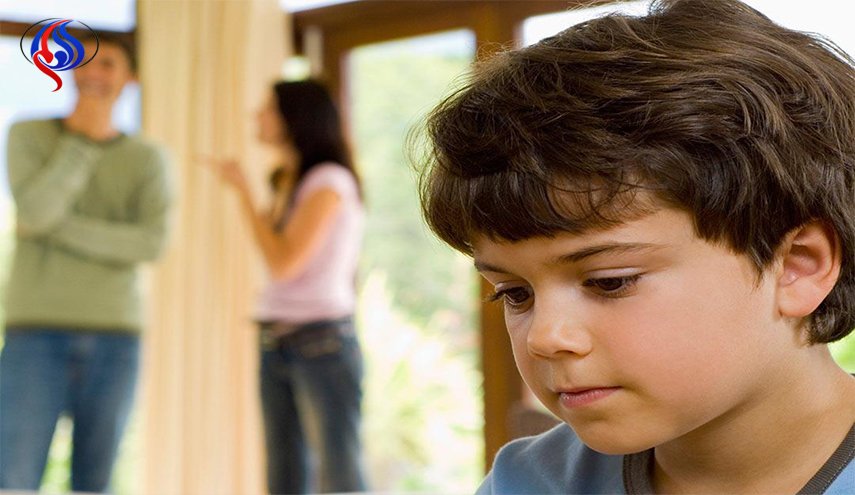 جدل الوالدين يؤثر على عقول أطفالهم
