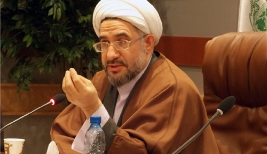 آیت‌الله اراکی: شیعه‌ای که به تفرقه‌افکنی می‌پردازد 