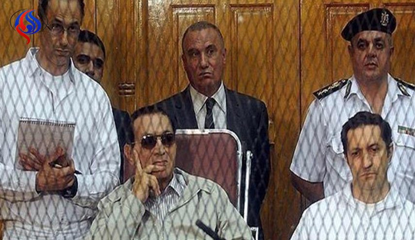 مصر.. حكم نهائي بالسماح لحفيد مبارك بالسفر خارج البلاد