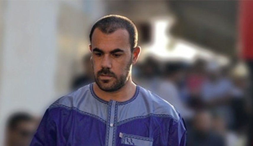 الزفزافي يكشف سبب ارتياده مقهى واحدا