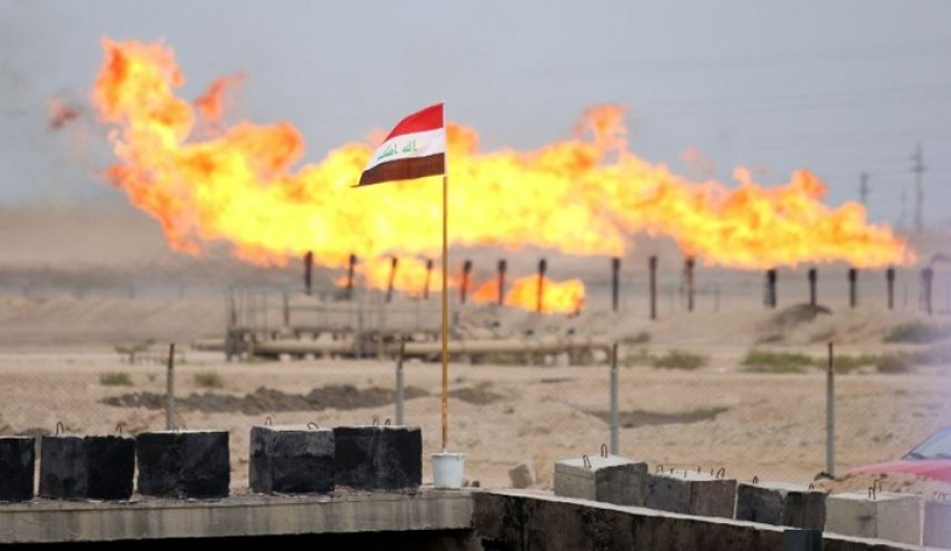 العراق يتوقع تلقي عروض امتيازات التنقيب عن النفط 
