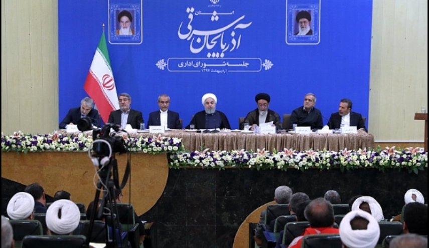 روحانی: گله های مردم حق است؛ توان پاسخ به همه خواسته ها را نداریم