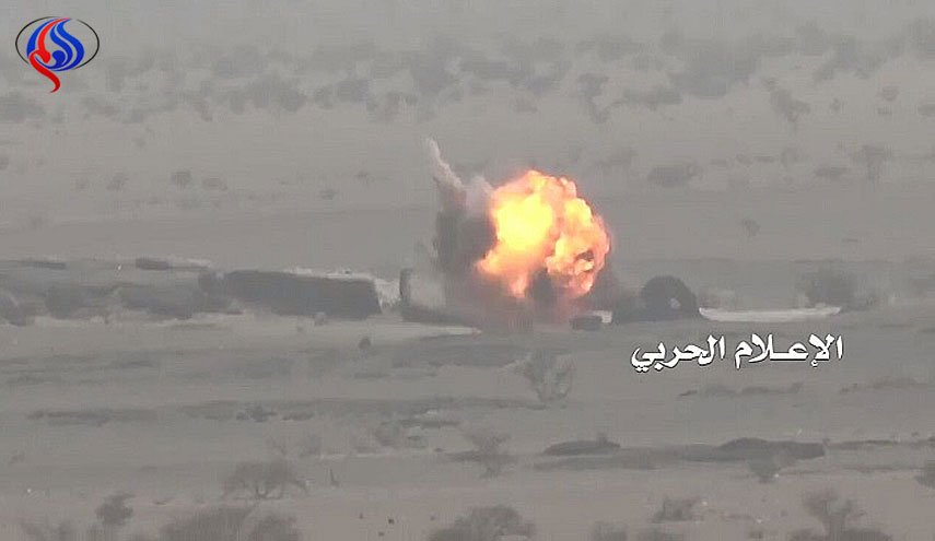 كمين يحول دبابة سعودية الى كرة لهب في الجوف