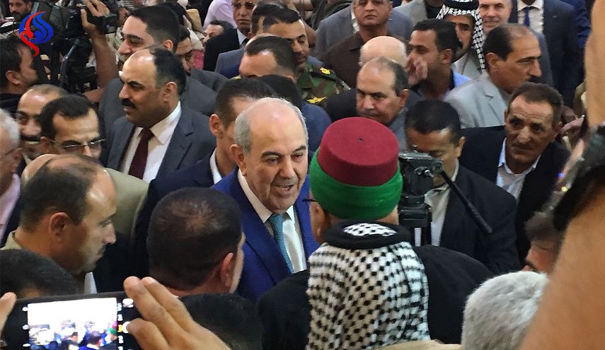 علاوي من النجف: عدم الذهاب لصناديق الاقتراع يهدد مستقبل العراق