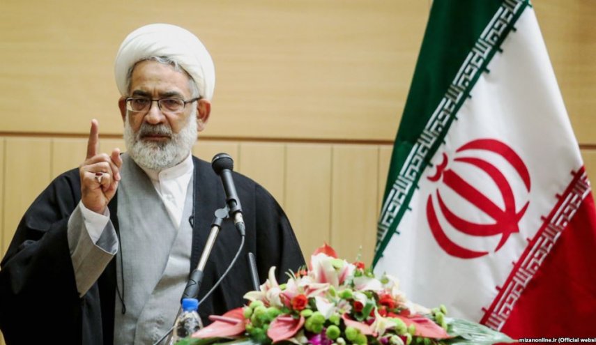 جزئیات جلسات شورای عالی فضای مجازی درباره فیلترینگ تلگرام/ برخی پرونده‌ها حکایت از نفوذ دشمن در حوزه‌های علمیه دارد