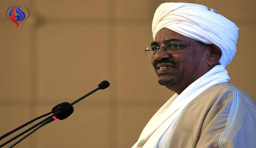 البشير يشيد بدعم قطر للسودان بعد توقيع اتفاقيات بين الطرفين