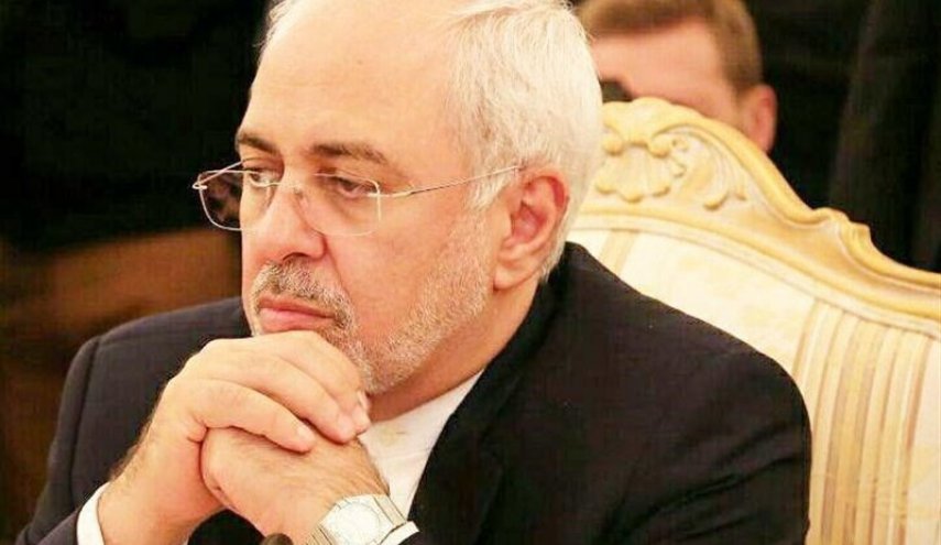 ظریف:‌ منطقه دچار مشکل شده و با انتخابی حیاتی مواجه هستیم
