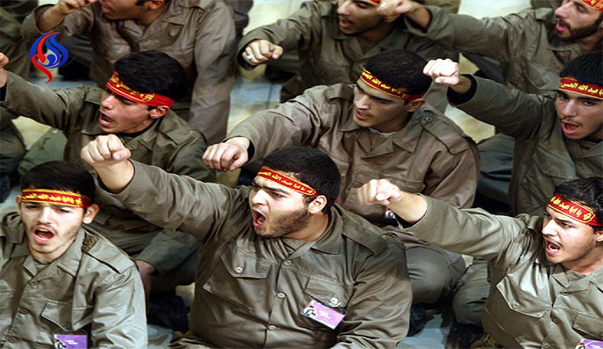 القوات الإيرانية في سوريا… كلاشينكوف الحل السياسي