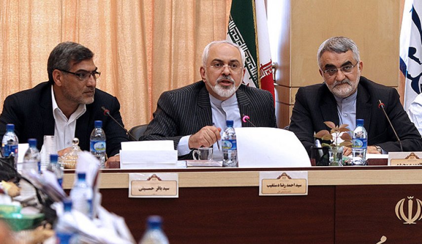 نشست غیرعلنی مجلس با حضور ظریف برگزار شد