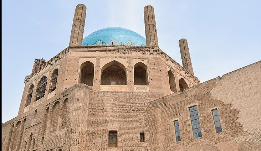 قبة سلطانية في مدينة زنجان 