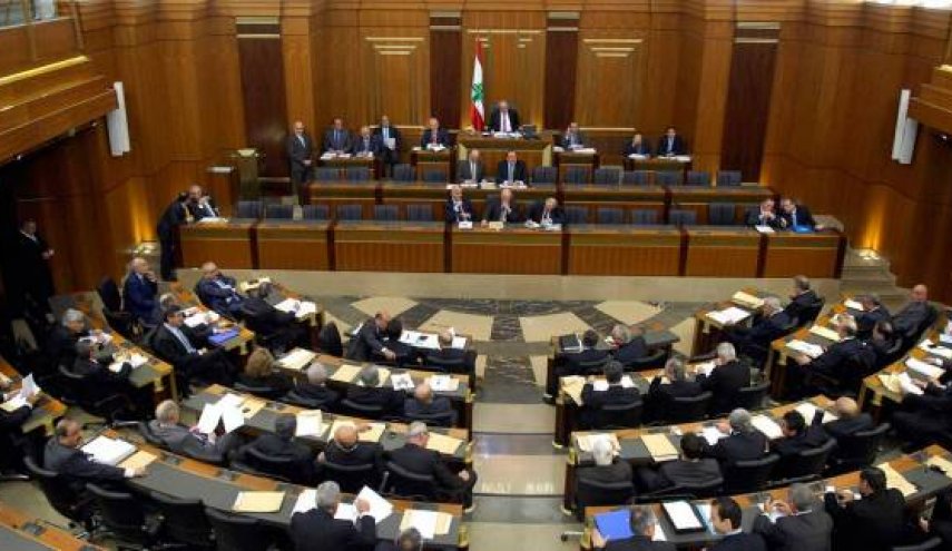 بري رئيس للمجلس النيابي والفرزلي نائبا له بجلسة اليوم