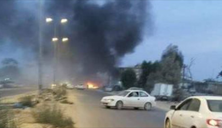قتلى وجرحى بإنفجار سيارة مفخخة وسط بنغازي
