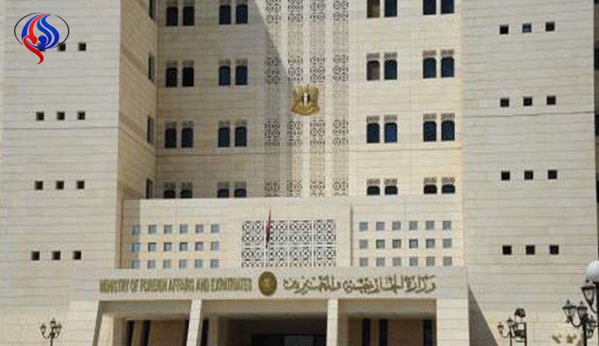 سوريا تسلم سفيري روسيا وإيران بدمشق لائحة بأسماء أعضاء لجنة مناقشة الدستور الحالي