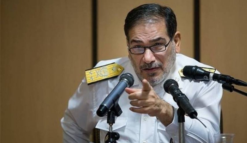 شمخانی: ایران تسلیم زیاده طلبی های آمریکا نمی‌شود