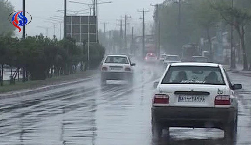 تهران خنک می شود/ پیش‌بینی کاهش 10 درجه ای دما در استان های ساحلی خزر/ وقوع گرد و خاک در ۸ استان