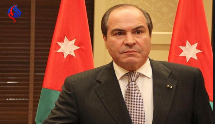 رئيس وزراء الأردن يرفض سحب مشروع قانون للضرائب