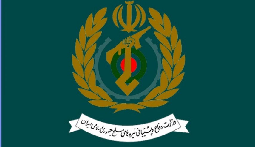 دشمن با ابزارها و ترفندهای مختلف در پی تضعیف نظام و تحریف شخصیت و اندیشه‌های امام (ره) است