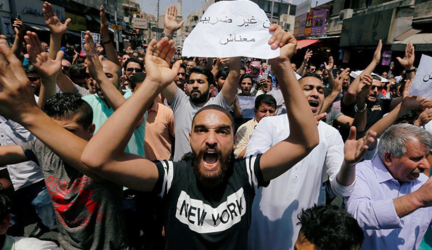 الأردن... دعوات للإضراب بسبب قانون 