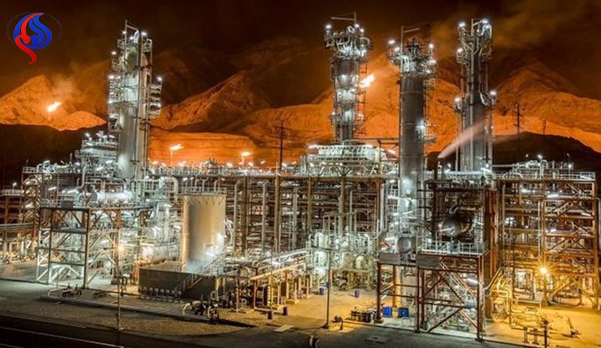 رویترز: پالایشگاه‌های اروپایی به تدریج خرید نفت ایران را متوقف می‌کنند