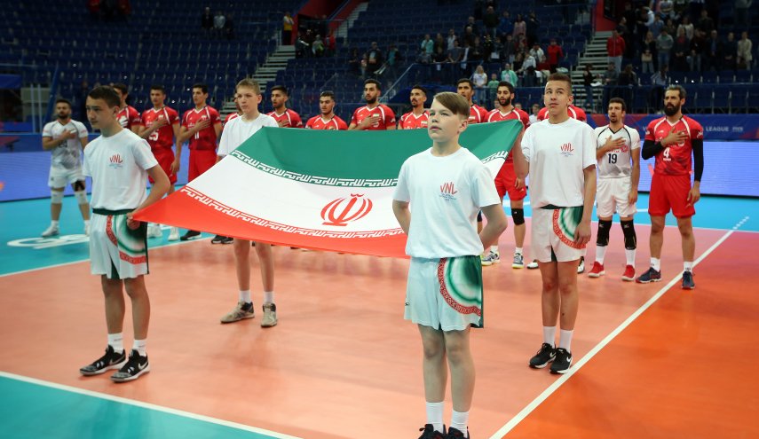 ايران تستعيد توازنها بفوز سهل على الصين 3-0
