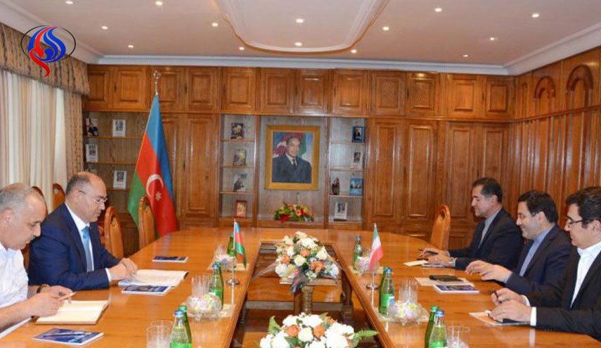 سفیر ایران بر ضرورت توسعه روابط گمرکی تهران و باکو تاکید کرد