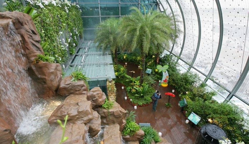 
أجمل المطارات في العالم لديها ميزات معماريّة مُذهلة ووسائل راحة وترفيه بأعلى المستويات.. 