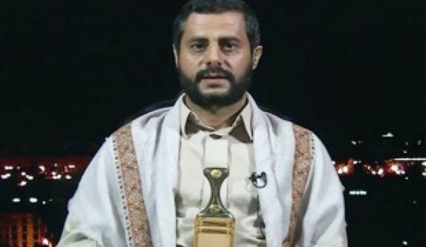 عضو انصار الله یمن از داخل فرودگاه حدیده، ادعای متجاوزان به یمن را تکذیب کرد/ با مقاومت سرتاسر یمن را حفظ می کنیم