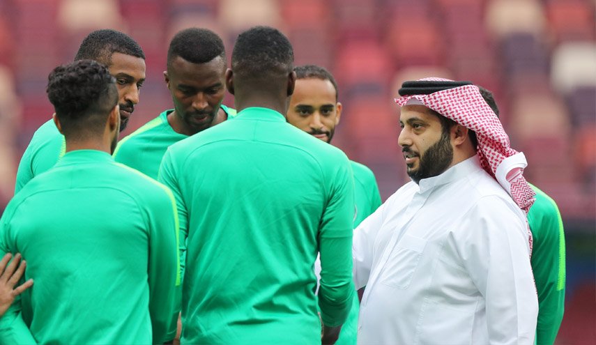 كاتب رياضي سعودي: 