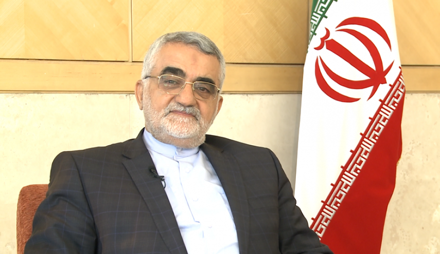 آمریکا می داند که قدرت نرم ایران درمنطقه، بالاتر از قدرت اتمی است/ نشانه ها بیانگر ناتوانی اروپا در برابر آمریکاست/ سیاست کنونی آمریکا هنوز هم حمایت از داعش است