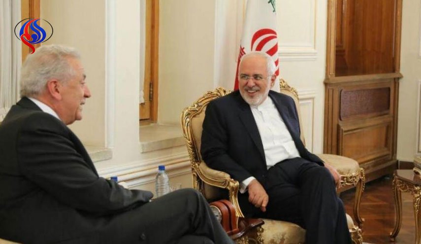 کمیسیونر اتحادیه اروپا با ظریف دیدار کرد