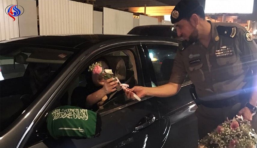 إندبندنت: بن سلمان هدفه استغلالي لا يمت لحرية المرأة بصلة!