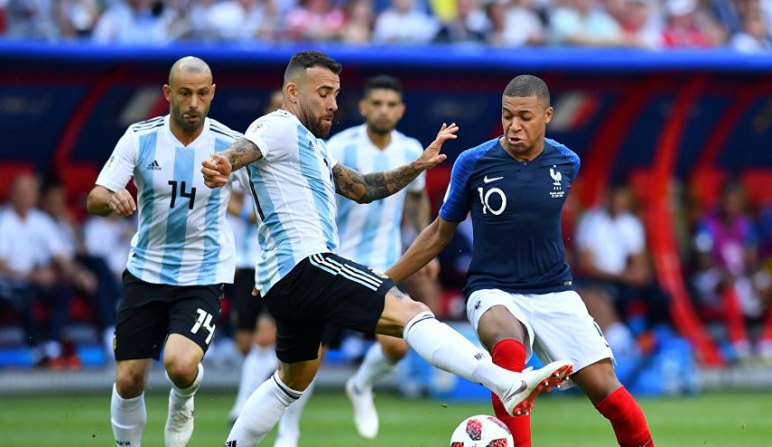 تغطية مباشرة لمباراة فرنسا والأرجنتين في كأس العالم 
