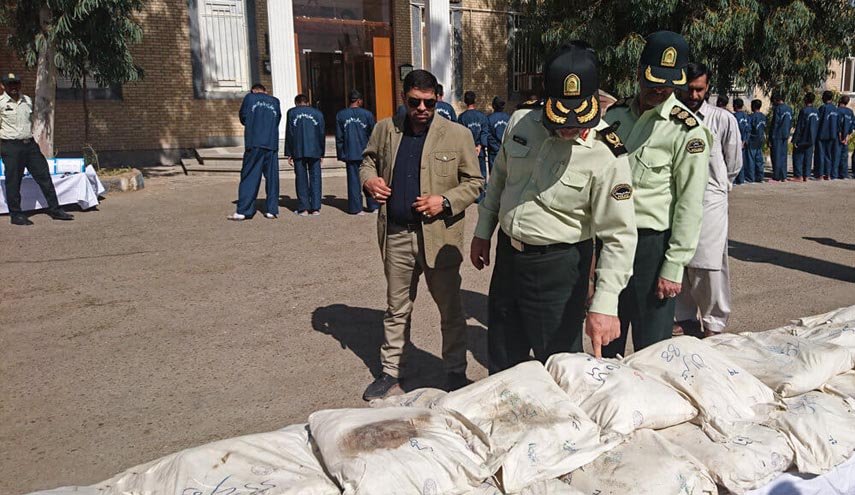 إيران تضبط 1168 كيلو غراماً من الأفيون غرب البلاد