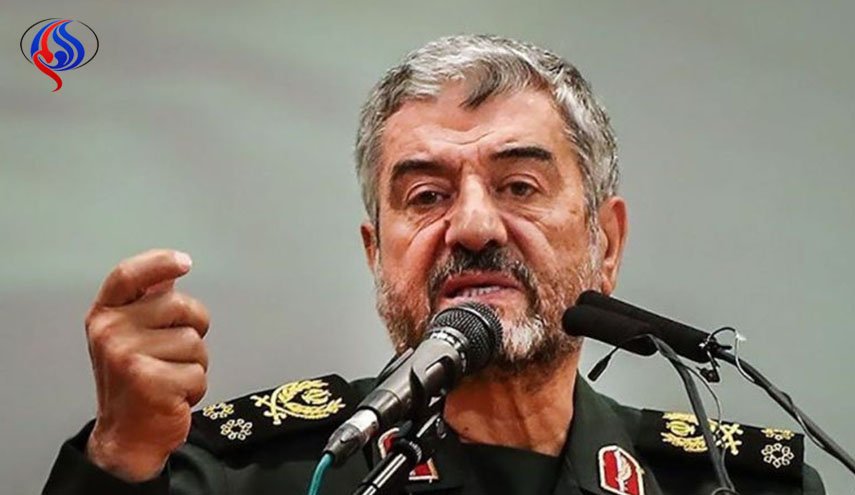 سرلشکر جعفری:‌ می‌توان به دشمن فهماند استفاده از تنگه هرمز برای همه یا هیچ‌کس چه معنایی دارد
