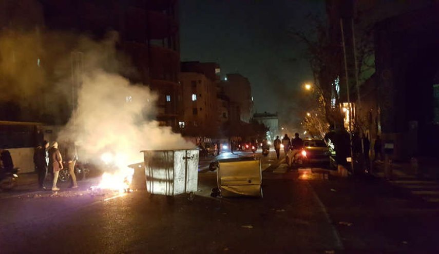 اعتقال 35 شخصا من المتورطين في اعمال الشغب بخرمشهر وابادان