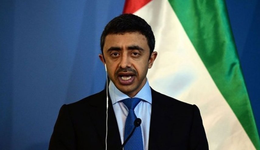 وزیر خارجه امارات: 4 کشور عربی آماده حل بحران قطر هستند