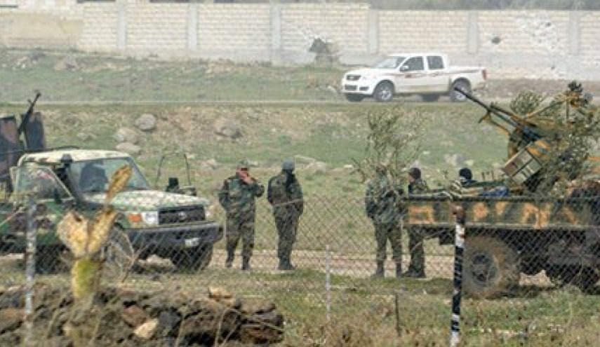 محاصره افراد مسلح در شهرک های جنوبی درعا توسط ارتش  